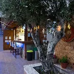 View Апартаменти *